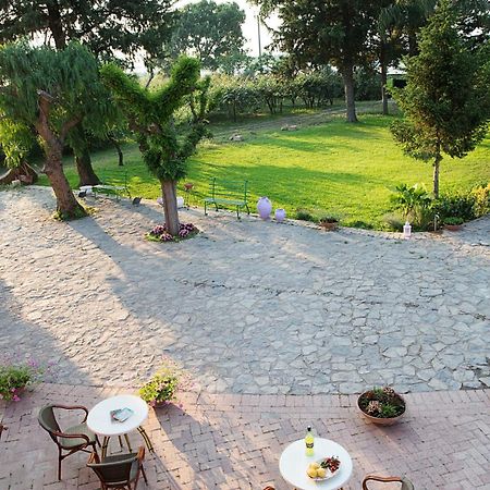 B&B La Chora Di بييسْتوم المظهر الخارجي الصورة